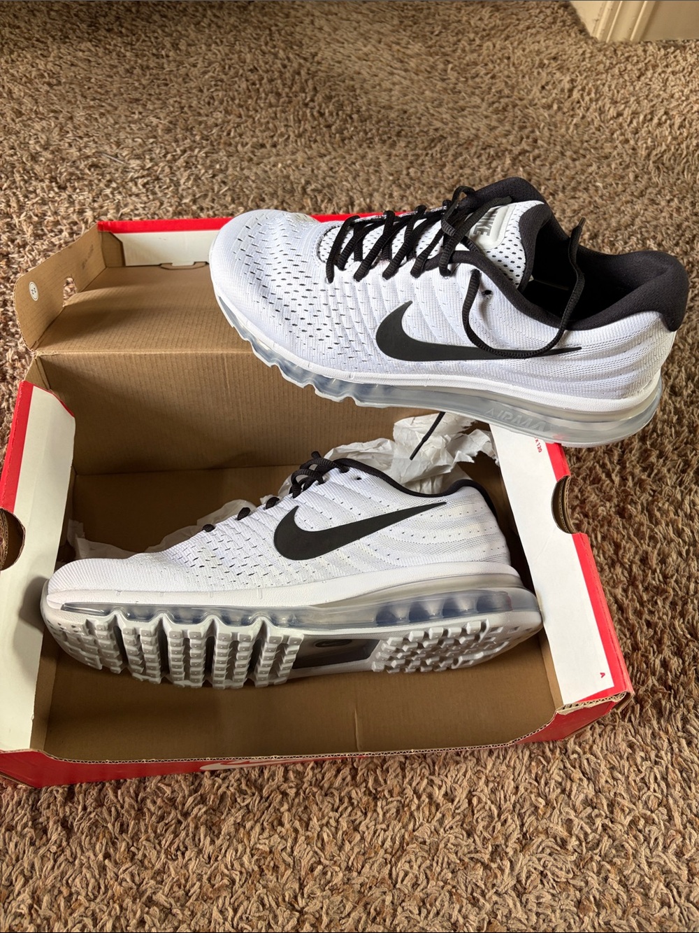 Nike Men’s White and Black Air Max Cushioning Sneakers